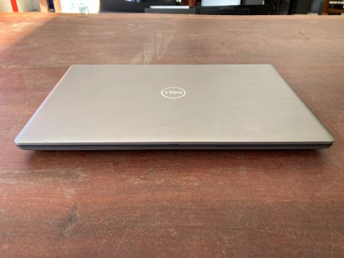 Dell Precision 7760 11th 17inch Screen 4k Xeon Ram 64GB SSD 512GB VGA 8GB