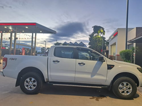 Ford 014 លេខដៃកាប់ពីតាស់ ឆ្វេងហ្ស៊ីនក្រុមហ៊ុន