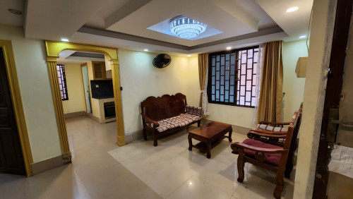 Fully furnished 2 beds, 3 bath, 1st Floor, Tuol Sleng