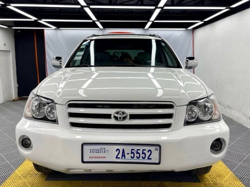 Highlander ស 02 ប៉ុង2 ស៊ីនមួយជុំ 14500$ចរចា