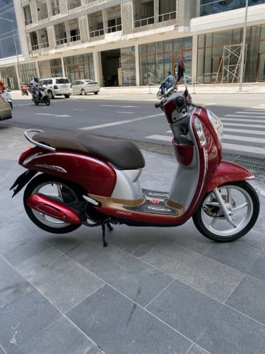 Honda scoopy 2014