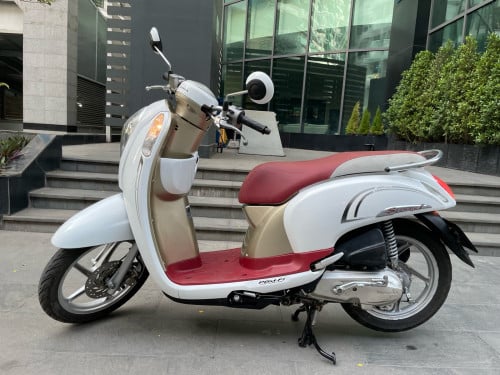 Honda Scoopyi 2014 New98%មានពន្ធកាតគ្រីស្លាកលេខ