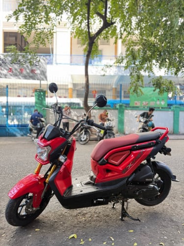 Honda Zoomer-X
