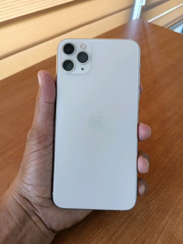 iPhone 11pm 256G អេក្រង់Gx អត់ស្កេន(វៃដូរបាន)👉$195