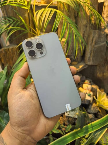 iPhone 15 pro max/J/A/256G/