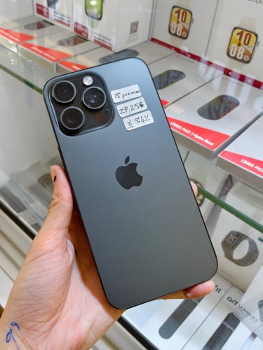 iPhone 15pro maxមួយទឹក