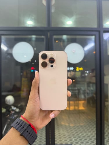 iPhone 16 pro LL/A 1T មួយទឹកសុំនុំសុីនស្អាត 99% 920$