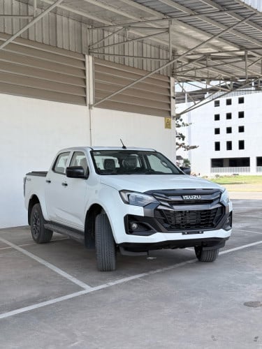 ISUZU ស៊រី2026