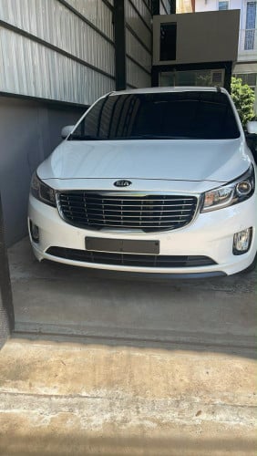 Kia Carnival 2015 H Full Option