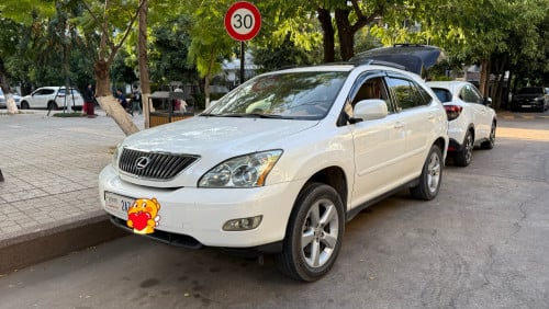 Lexus RX330 2004 full option ក្នុងលឿង ប៉ុង1