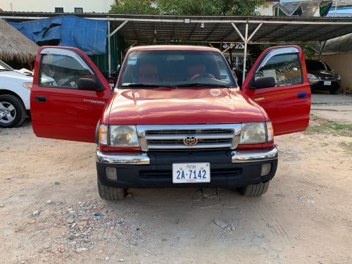 Tacoma ឆ្នាំ 99 ប៉ុង1 V4 ឡានស្អាត