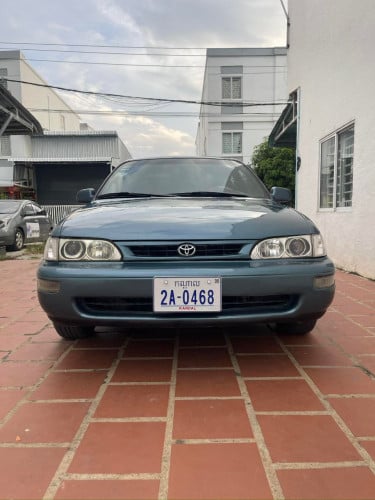 Toyota Corolla 95 ពណ៍បៃតងចាស់
