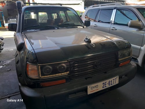 Toyota land cruiser 96 auto capitas ម៉ាស៊ូត prado