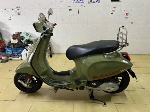 VESPA SPRINT សេរី2023