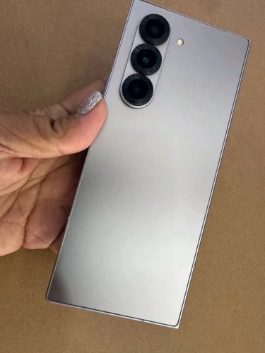 Zfold 6 12G 256G 99% sim 739$