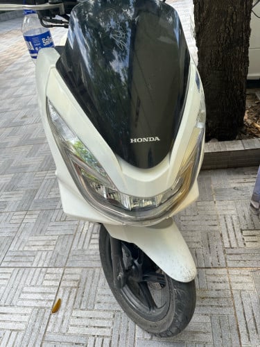 ម៉ូតូលក់បន្ទាន់