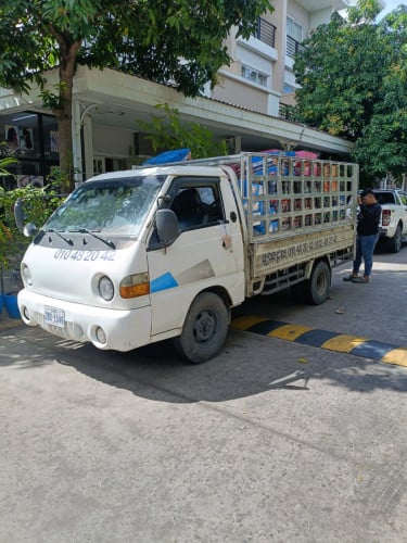 ឡានជួលដឹកអីវ៉ាន់រើផ្ទះ