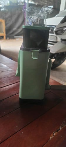 ម៉ាស៊ីនឈូកផ្លែឈើគ្រប់មុខ