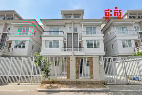 វីឡាភ្លោះ សម្រាប់ជួល ក្នុងបុរី ប៉េងហួតបឹងស្នោ