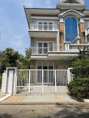 ផ្ទះលក់បន្ទាន់ បុរីវិមានភ្នំពេញ ជា សុផារ៉ា