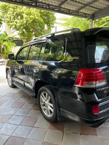 លក់ឡានម្ចាស់ដេីម