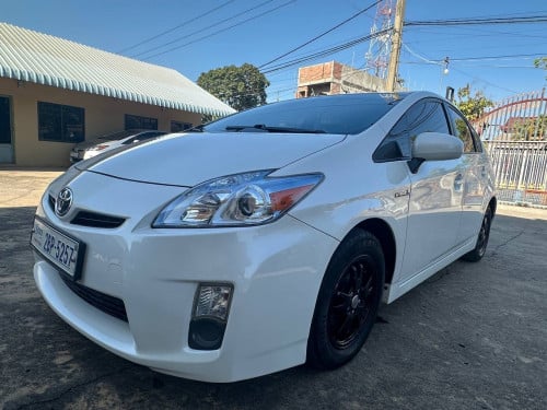 ឡានលក់ម្ចាស់ដើមផ្ទាល