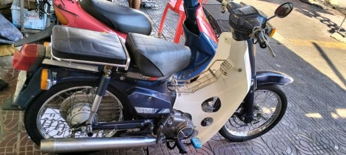 ម៉ូតូអាគុបម៉ាស៊ីន 125 ម៉ាស៊ីនស្អាត 500 ចរចា។