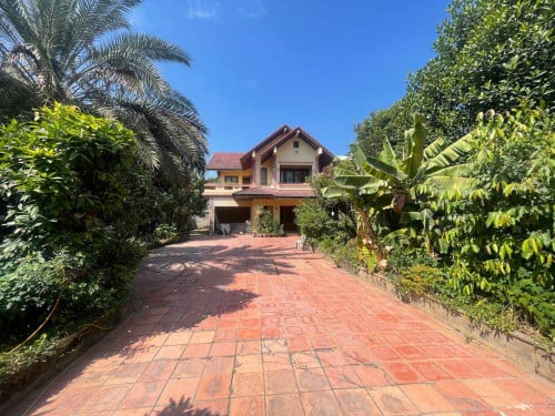 ដីនិងវីឡាសម្រាប់លក់ នៅសង្កាត់បឹងទំពុន ចុះផ្លូវ371 ប្រហែល700m