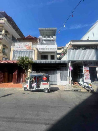 ផ្ទះសម្រាប់លក់ នៅបឹងប្រលឹត | House for sale in Boeung Brolit