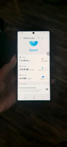 ចង់លក់ Note10 Plus USA 12/256 សានុំ 125$ អេក្រង់ស្អាត