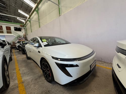 មានស្តុកទាំងសនិងខ្មៅ option max full ពេញ