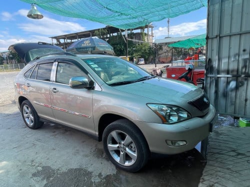 ឡានលក់ RX330 ឆ្នាំ05 ប៉ុង2 ពាកកណ្ណាល