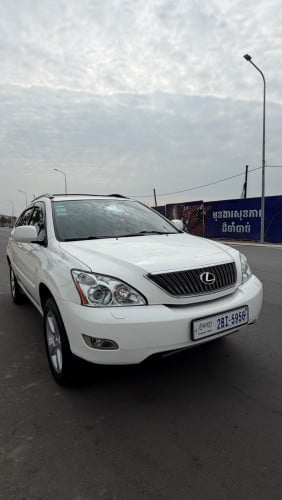 ឡានលក់ម្ចាស់ផ្ទាល់Rx330/06/ប៉ុង1✅ហ្វ៊លពេញ ហ្សុីន1ជុំ ធានាឡានស្អាតថ្មីខ្លាំង អត់ច្រេស100%