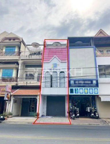 ផ្ទះអាជីវកម្មសម្រាប់ជួលនៅម្ដុំសាលាឥន្ទ្រទេវី / Shophouse for Rent Indradevi High SchoolToul Kork
