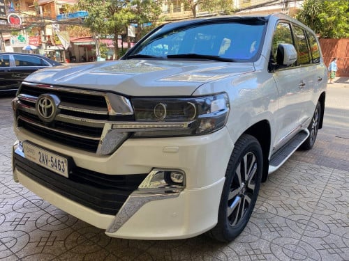 រថយន្តសម្រាប់ជួល Toyota Landcruiser 2021 Daily, Weekly, Monthly, Yearly