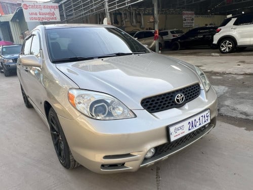 លក់Toyota Matrix ឆ្នាំ03ប្រភេទឡានរៀបចំរួចរាល់លក់និងទិញចូល និងបង់រំលស់