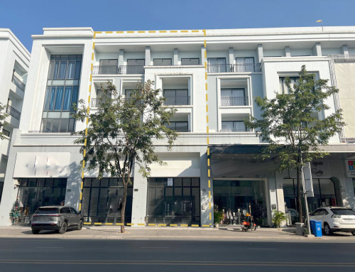 ផ្ទះអាជីវកម្មពីរជាប់គ្នាសម្រាប់ជួល | Two Shophouses for Rent