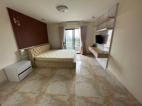 Condo ជិត Eden បឹងកក់