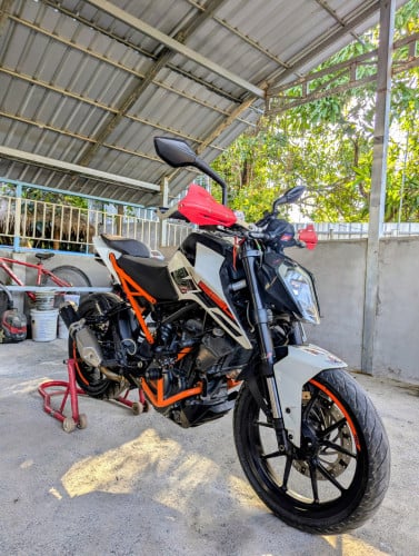 Duke 250 (2017) ថ្មីខ្លាំងមានពន្ធ ម្ចាស់ដើម