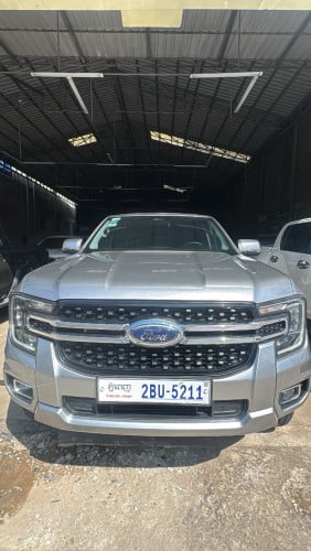 Ford ranger XLT 2023 ហ្សុីនមួយជុំ 39000km