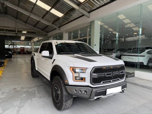 FORD RAPTOR F150 pick up  ក្នុងខ្មៅលាយcherry ទឹកថ្នាំZin1ជុំ