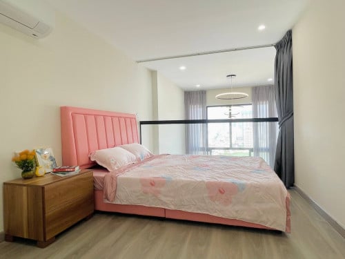 Fully furnished condo for sale at L tower