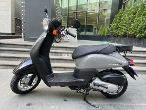 Honda Todayបុិច New98%មានពន្ធកាតគ្រីស្លាកលេខ