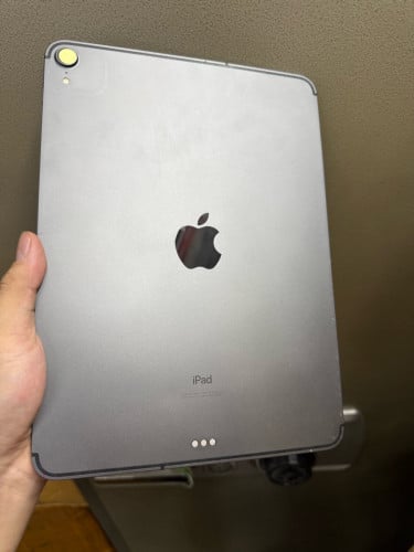 iPad Pro 11inch sim  2018
