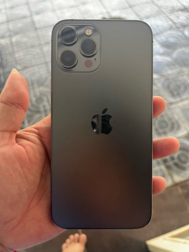 iPhone 12 Pro max 128GB LL A មានស្កេន តំលៃ 299$