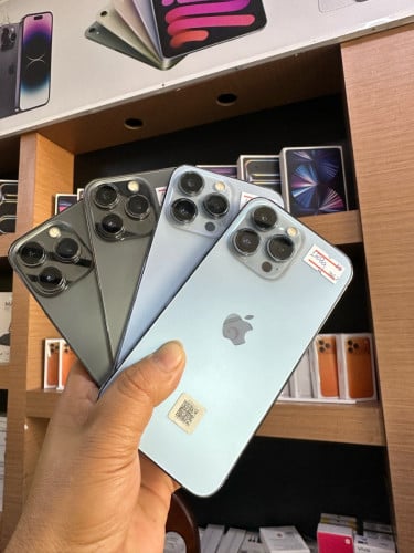 iPhone  13pro  128g/256g សំនុំហ្សីន 359$   379$