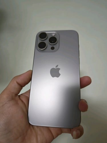 iphone 15 pro max Titanium