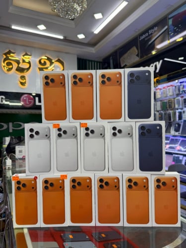 iPhone 17 pro max 256G silver LL USA (no active ) តំលៃពិសេស