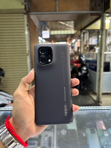 Iphone14pro max 512G LL ជាំអេក្រង់ កែជើងសុីមរួច