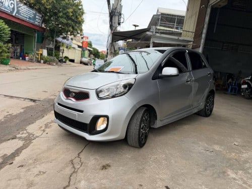 Kia Carnival 2012F sports